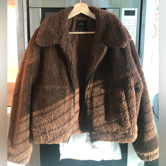 Urban Outfitters Faux Fur Cropped Jacket, rich brown, size S - Picture 2 of 5